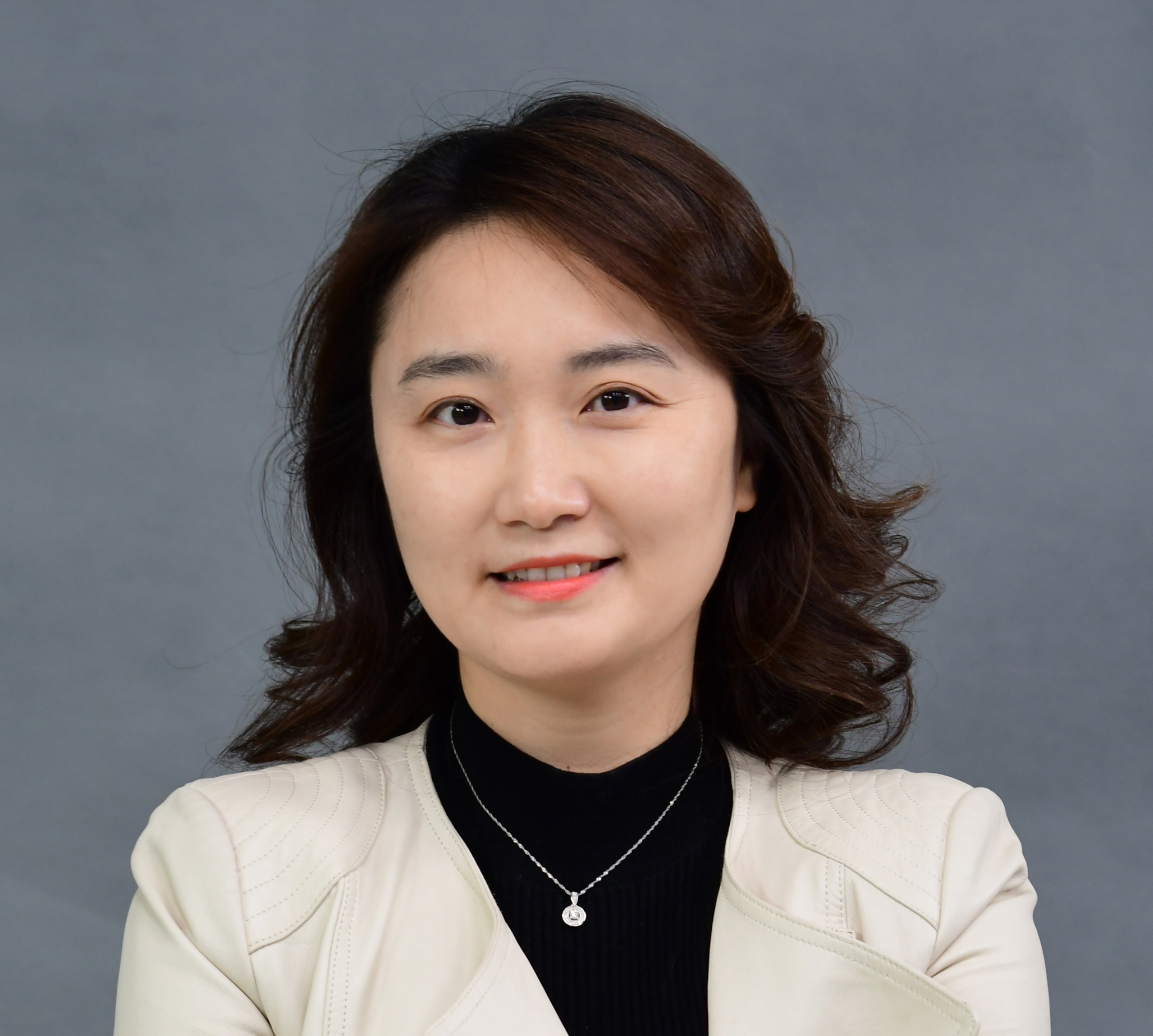 教研室主任 刘睿